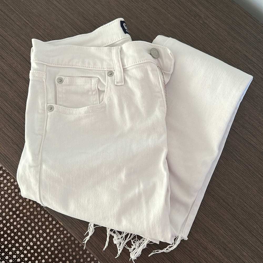 Gap white skinny jeans